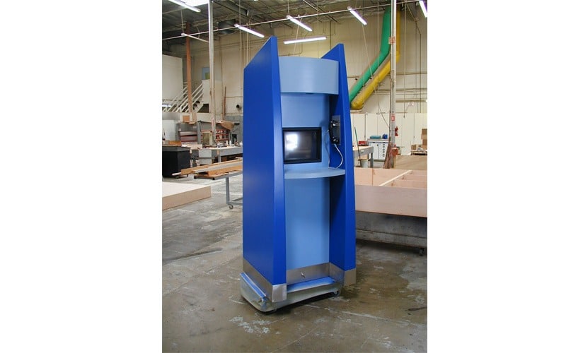 olea-wooden-kiosk-circa-2000 One of the last all wood enclosures that Olea would ever build. Circa 2000.