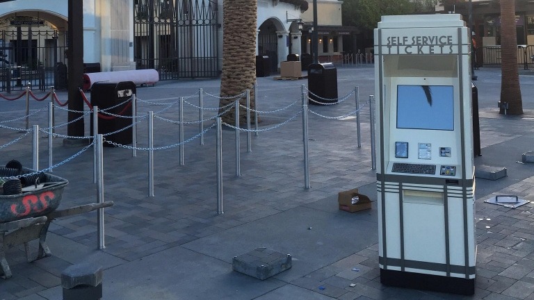 Outdoor Kiosks - Universal Studios